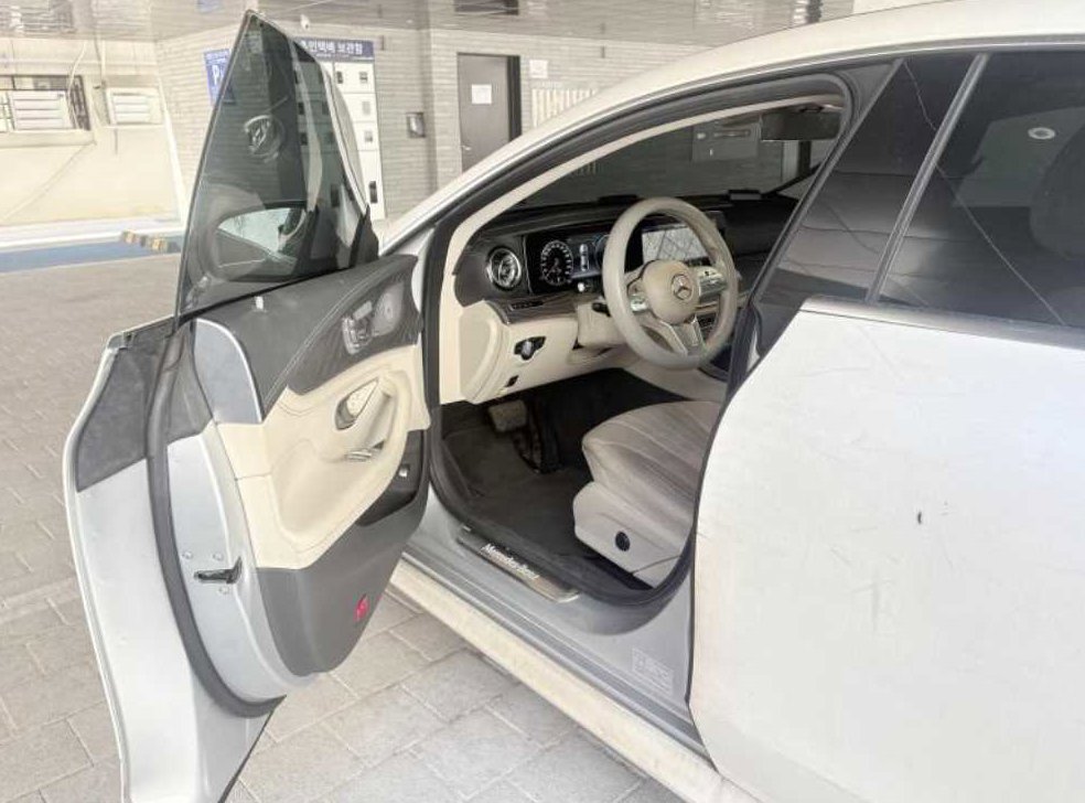 벤츠 CLS 클래스 CLS 400d 4MATIC 사진 9