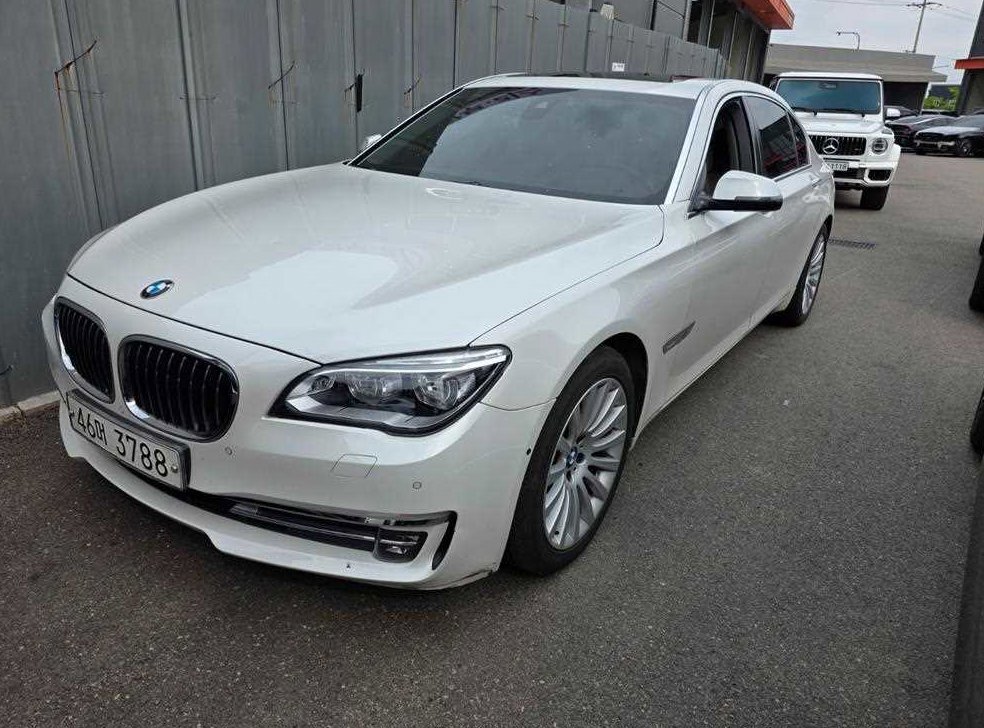 BMW 7시리즈 740 사진 2