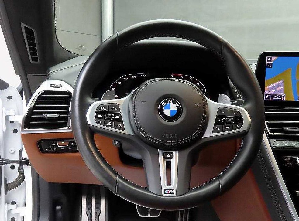 BMW iX iX 사진 9