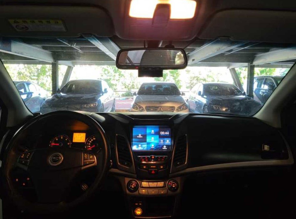 KG모빌리티(쌍용)  코란도 2WD 2.2 RX 사진 5
