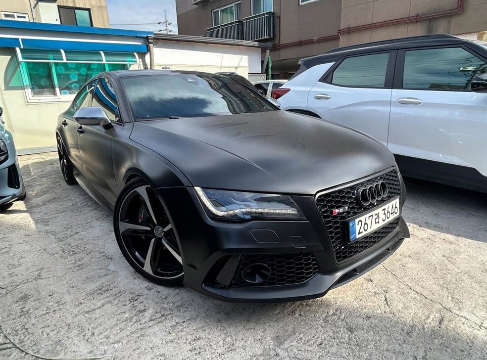 아우디 RS7 4.0 TFSI  콰트로