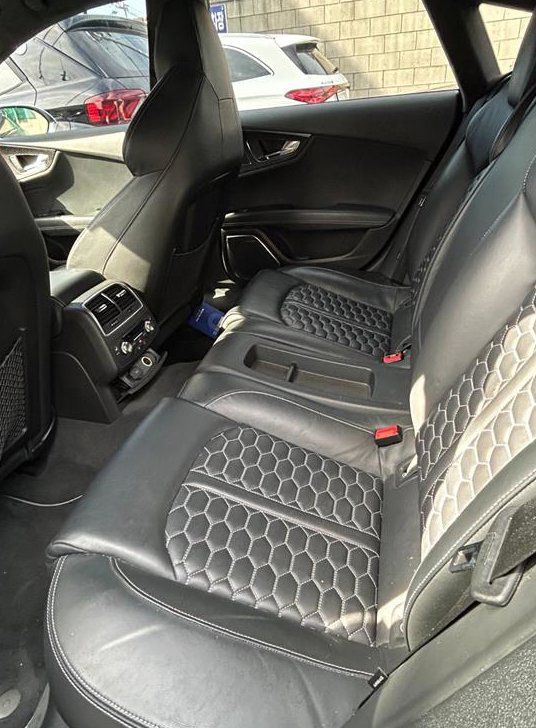 아우디 RS7 4.0 TFSI  콰트로 사진 10