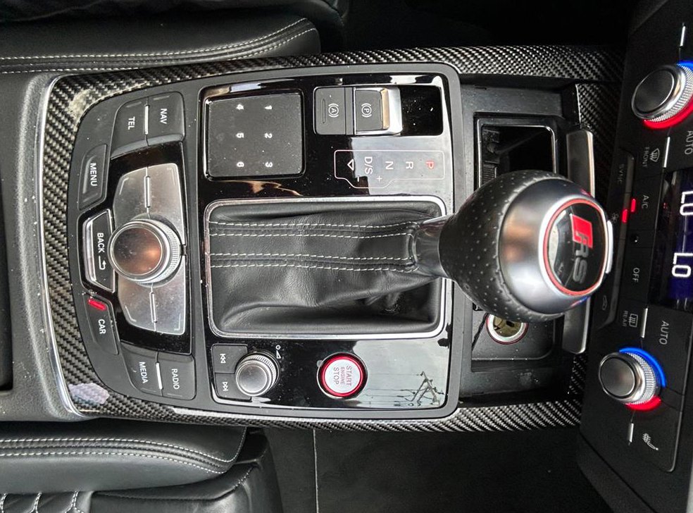 아우디 RS7 4.0 TFSI  콰트로 사진 18