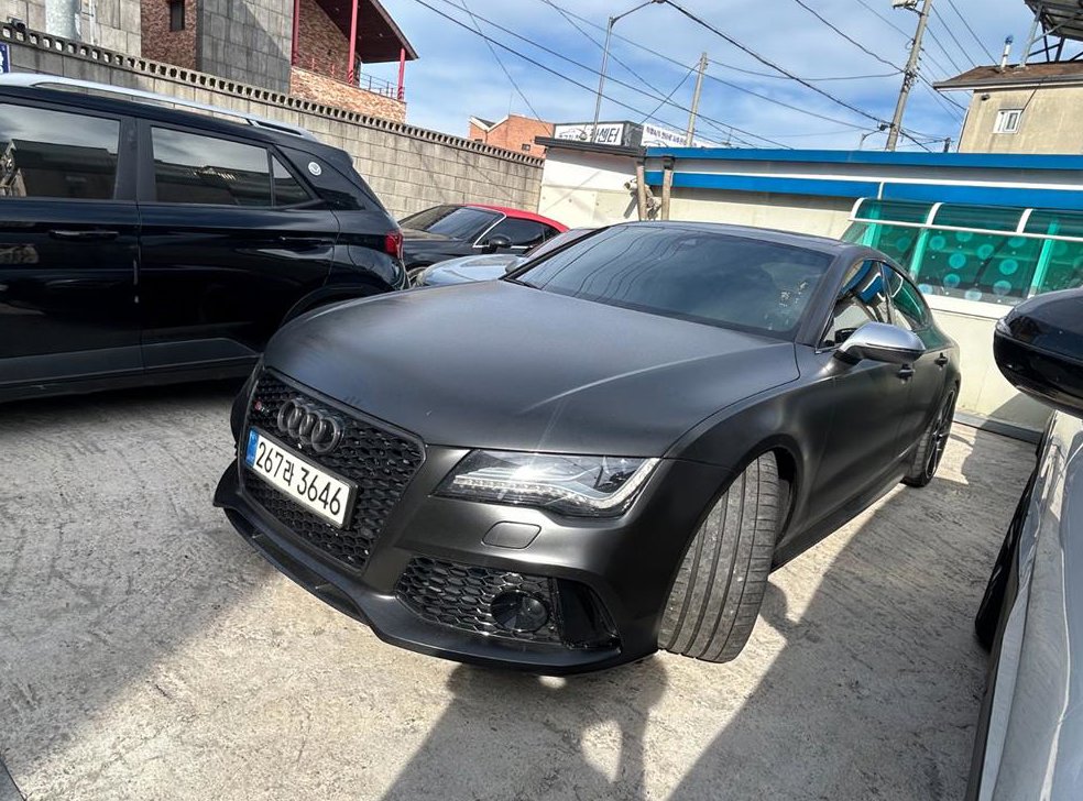아우디 RS7 4.0 TFSI  콰트로 사진 2