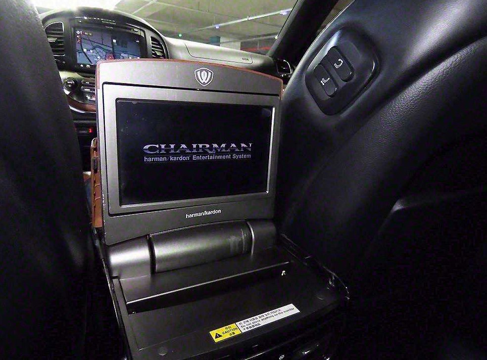 KG모빌리티(쌍용)  체어맨 가솔린 2WD V8 5000 사진 16