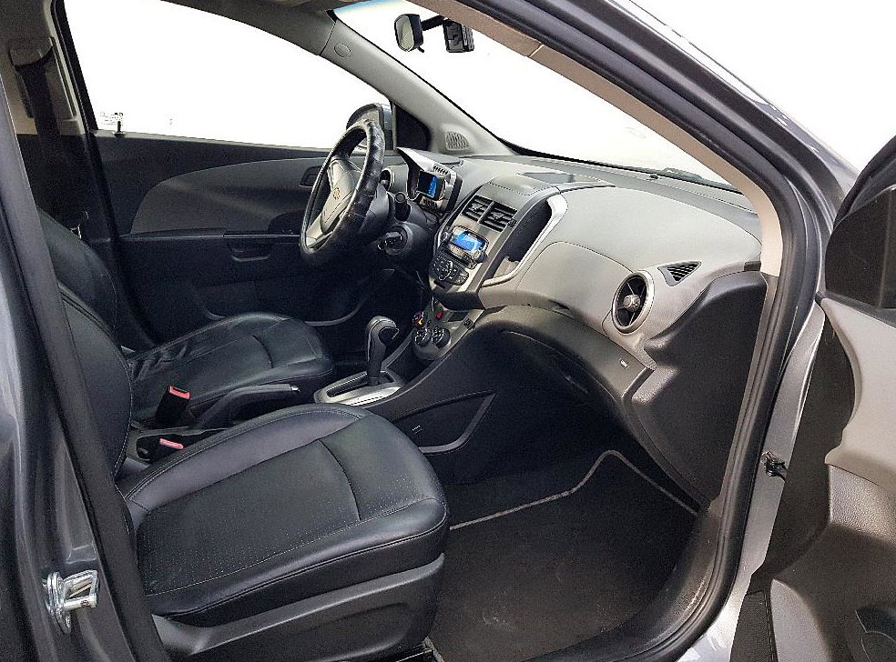 쉐보레 아베오 1.6 LS 사진 15