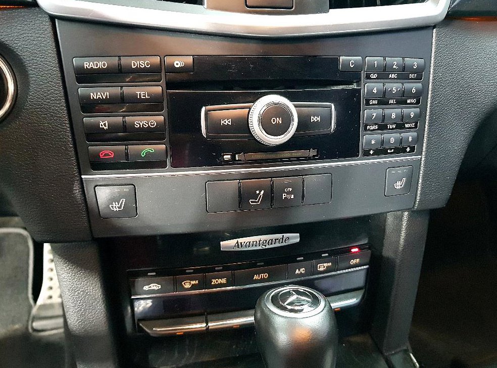 벤츠 E 클래스 E220 CDI 아방가르드 사진 12