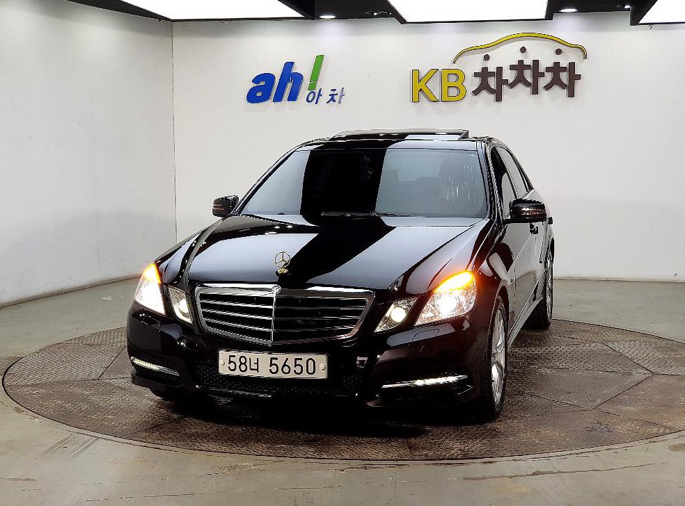 벤츠 E 클래스 E220 CDI 아방가르드 사진 2