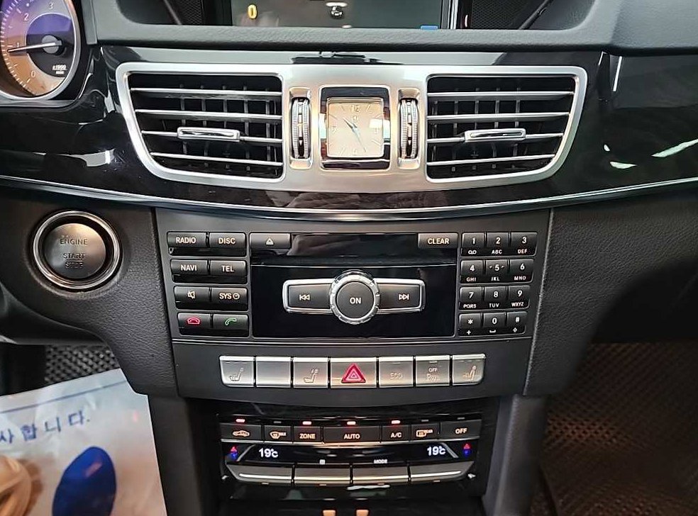 벤츠 E 클래스 E220 CDI 아방가르드 사진 10