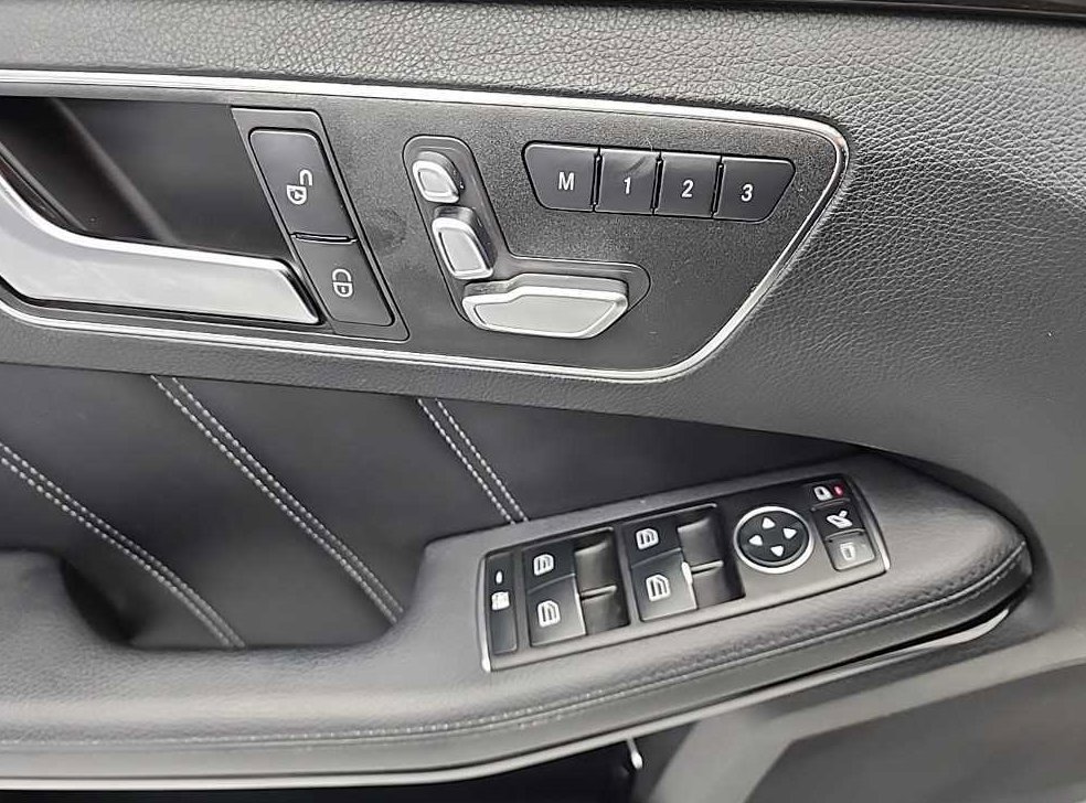 벤츠 E 클래스 E220 CDI 아방가르드 사진 17