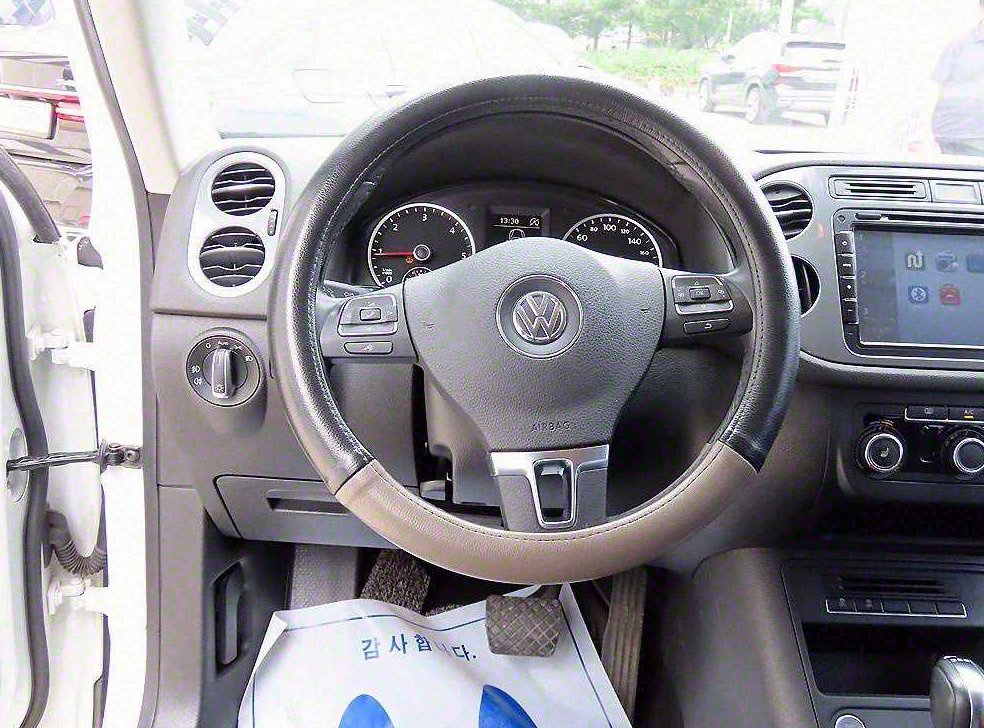 폭스바겐 티구안 2.0 TDI 프리미엄 사진 8