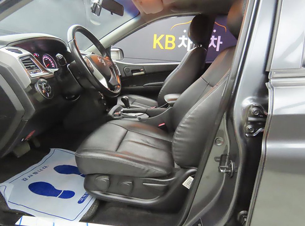 KG모빌리티(쌍용)  코란도 디젤 2WD CX5 사진 5