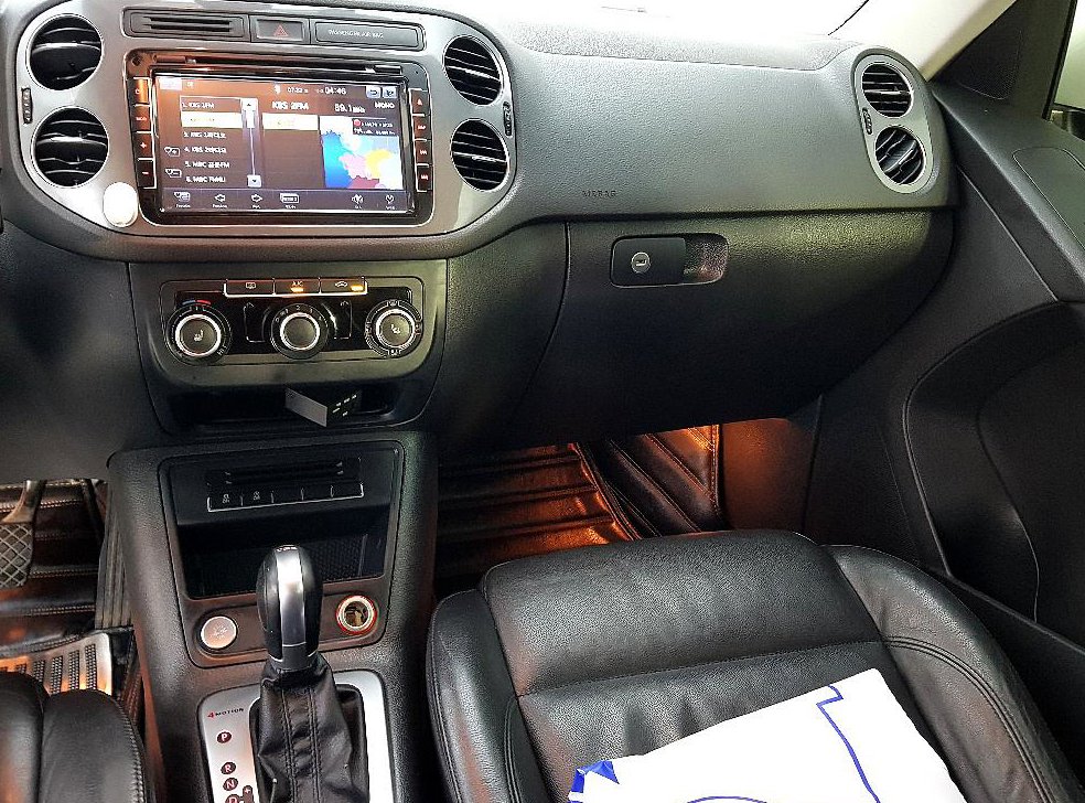 폭스바겐 티구안 2.0 TDI 컴포트 사진 10