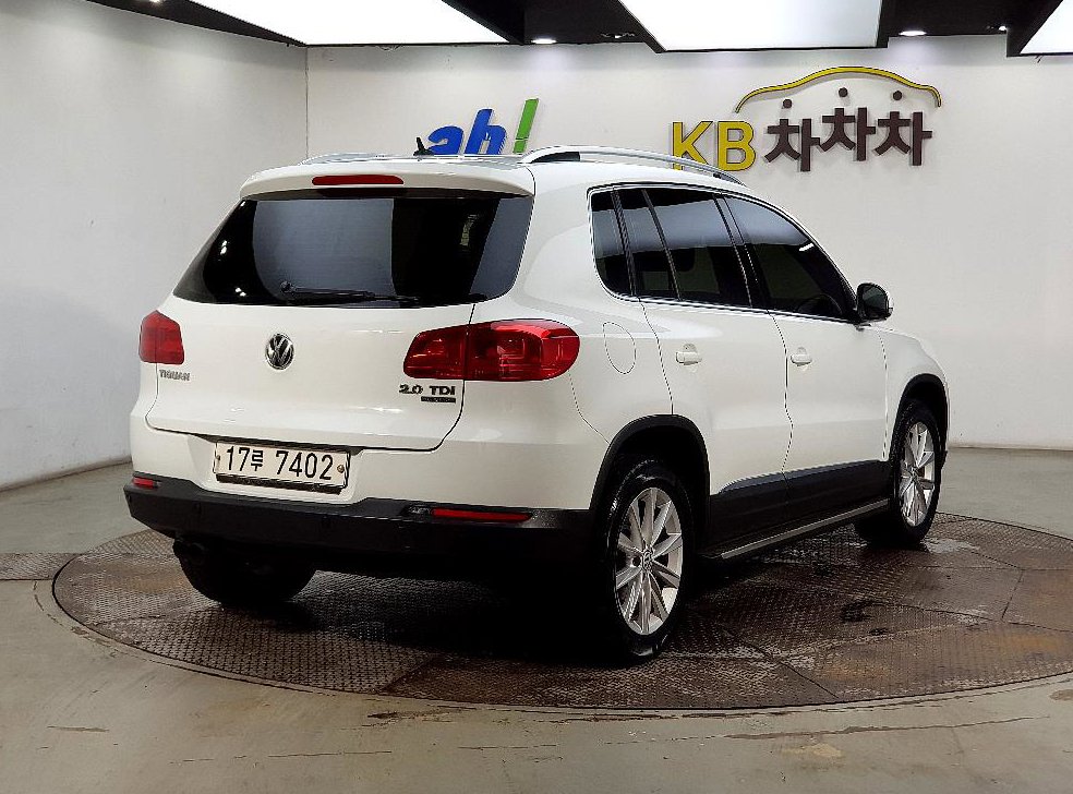 폭스바겐 티구안 2.0 TDI 컴포트 사진 4