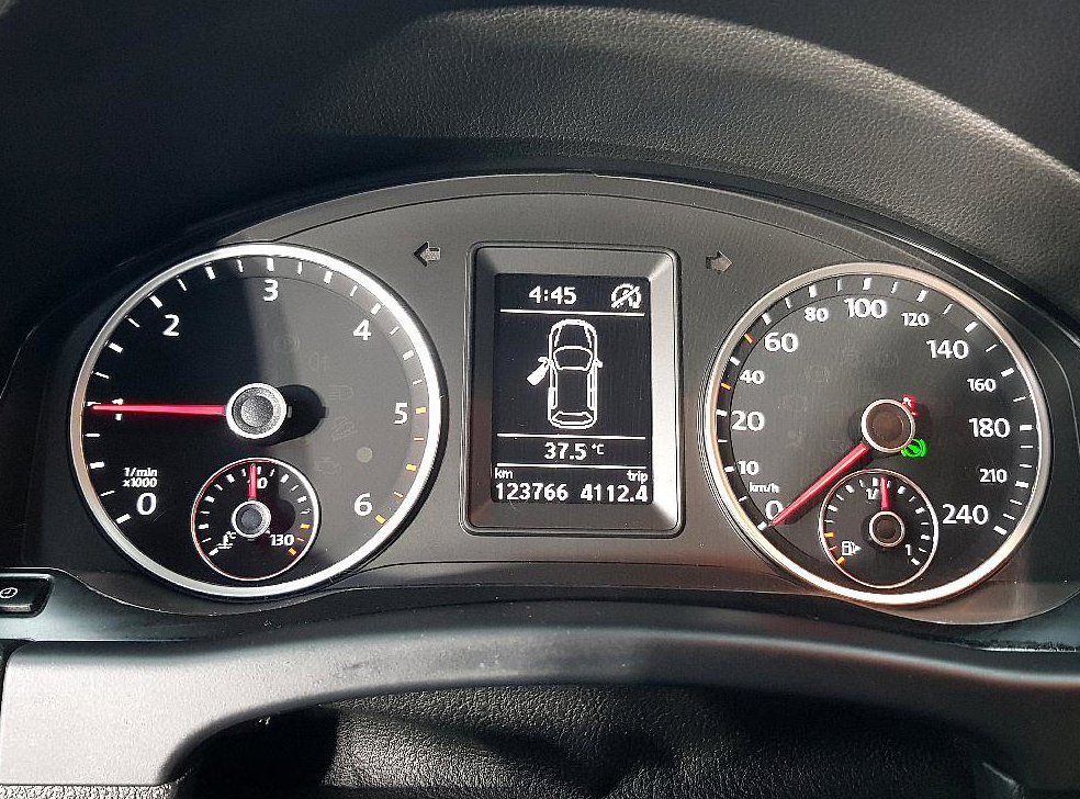폭스바겐 티구안 2.0 TDI 컴포트 사진 7