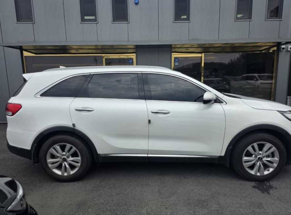 기아 쏘렌토 디젤 2WD 2.0 프레스티지 사진 3