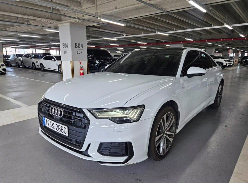 아우디 A6 45 TFSI 콰트로 프리미엄
