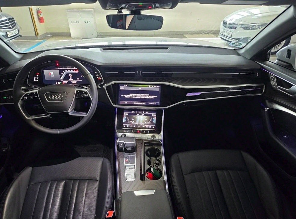 아우디 A6 45 TFSI 콰트로 프리미엄 사진 11