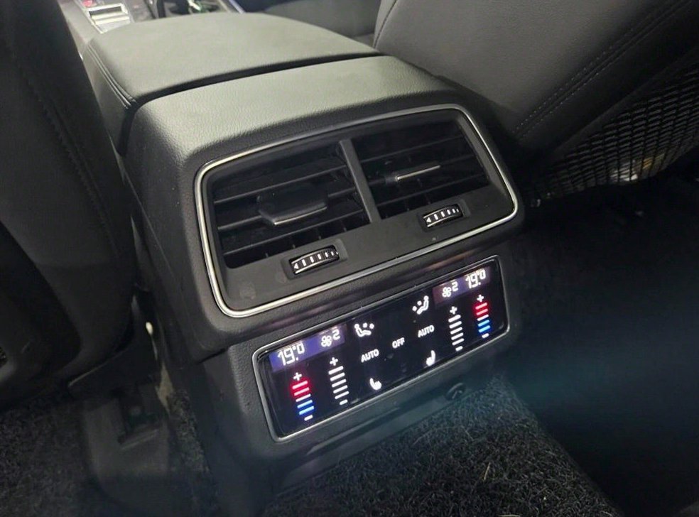 아우디 A6 45 TFSI 콰트로 프리미엄 사진 13