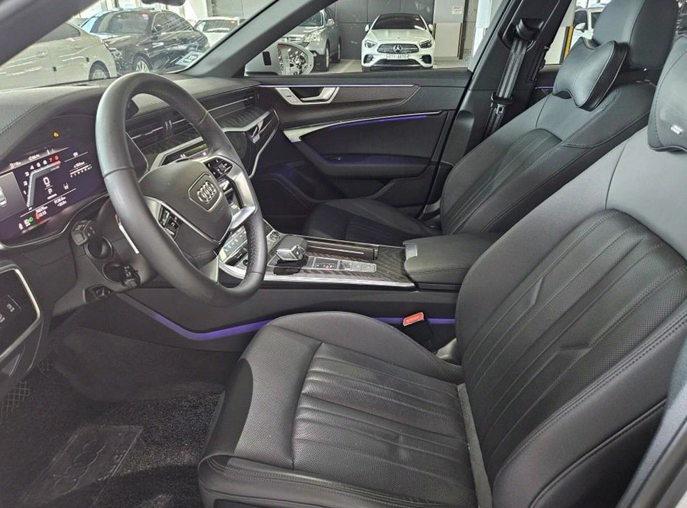 아우디 A6 45 TFSI 콰트로 프리미엄 사진 9