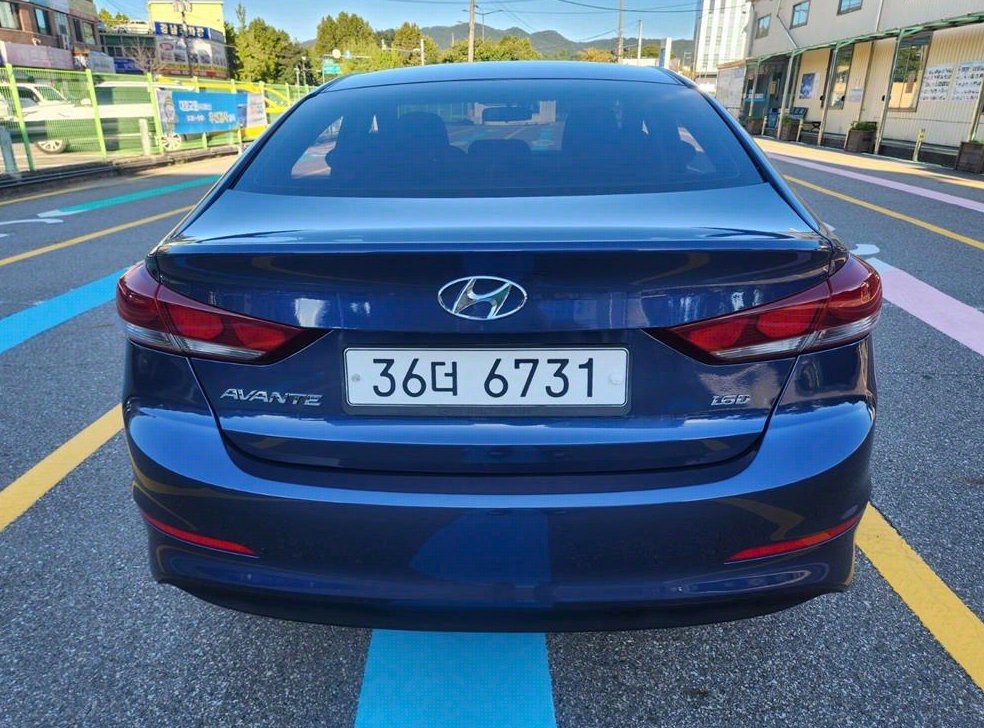 현대 아반떼 1.6 e-VGT 스타일 사진 4
