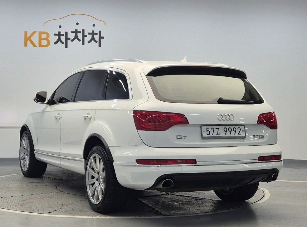 아우디 Q7 3.0 TDI 콰트로 사진 4