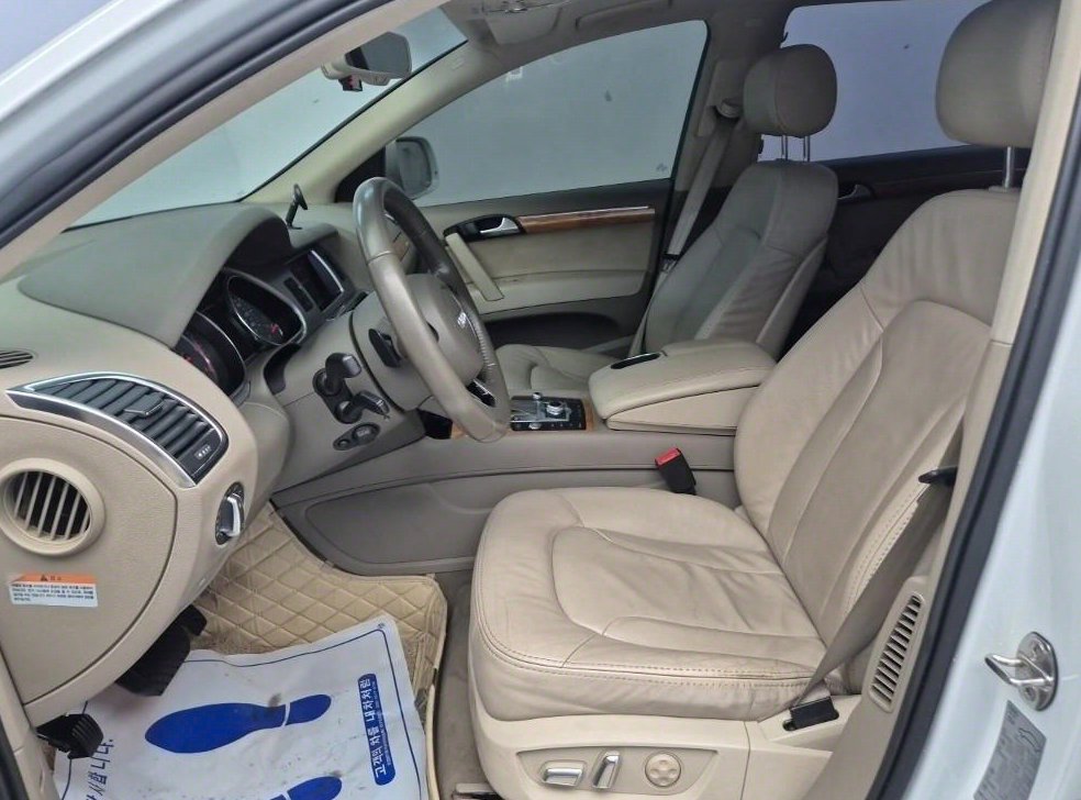 아우디 Q7 3.0 TDI 콰트로 사진 8