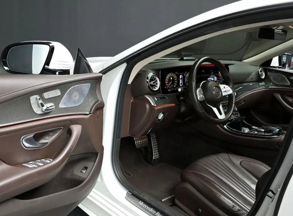 벤츠 CLS 클래스 CLS 300d AMG Line 사진 11