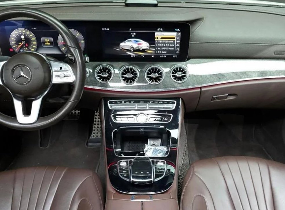 벤츠 CLS 클래스 CLS 300d AMG Line 사진 7