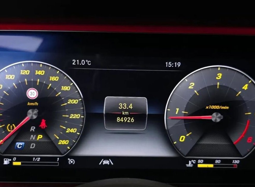 벤츠 CLS 클래스 CLS 300d AMG Line 사진 8