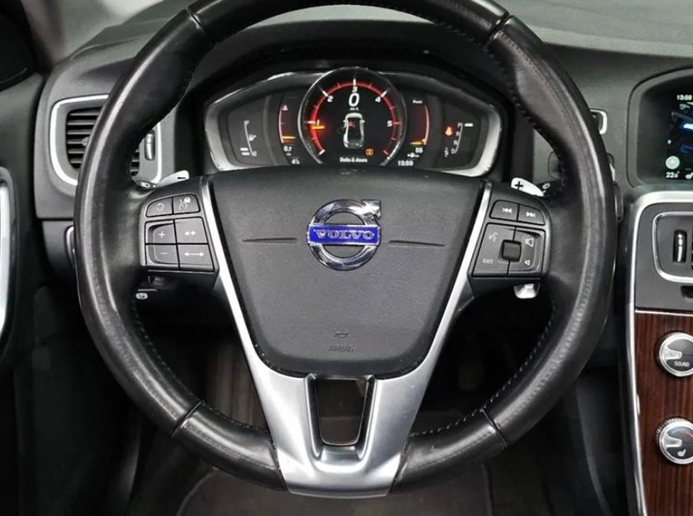 볼보 S60 D4 사진 13