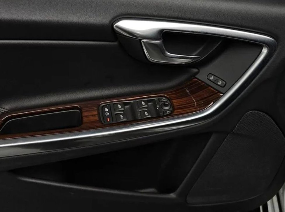 볼보 S60 D4 사진 18