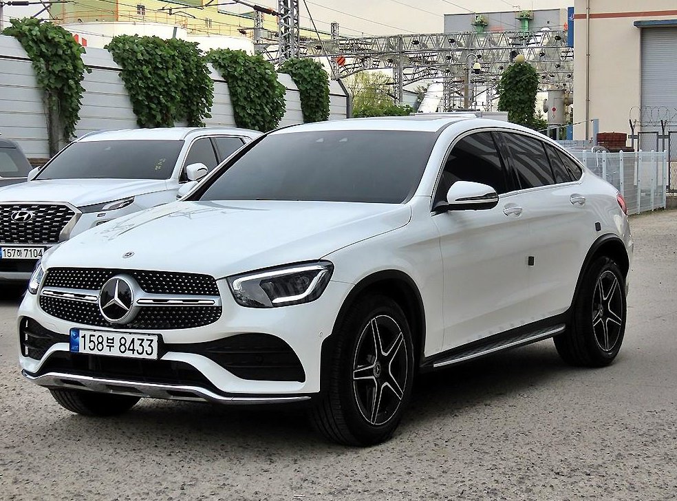 벤츠 GLC 클래스 GLC 300 4MATIC 쿠페 사진 2