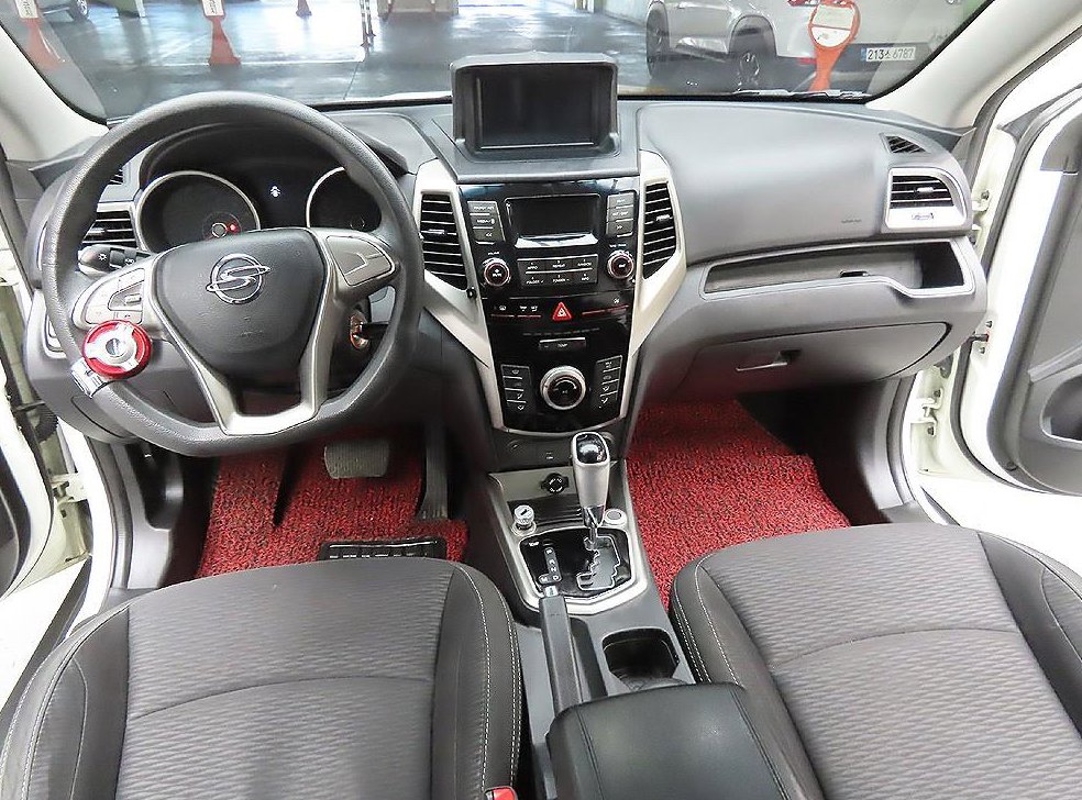 KG모빌리티(쌍용)  티볼리 가솔린 2WD 1.6 TX 사진 11