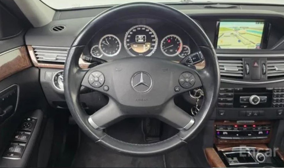 벤츠 E 클래스 E300 엘레강스 사진 8