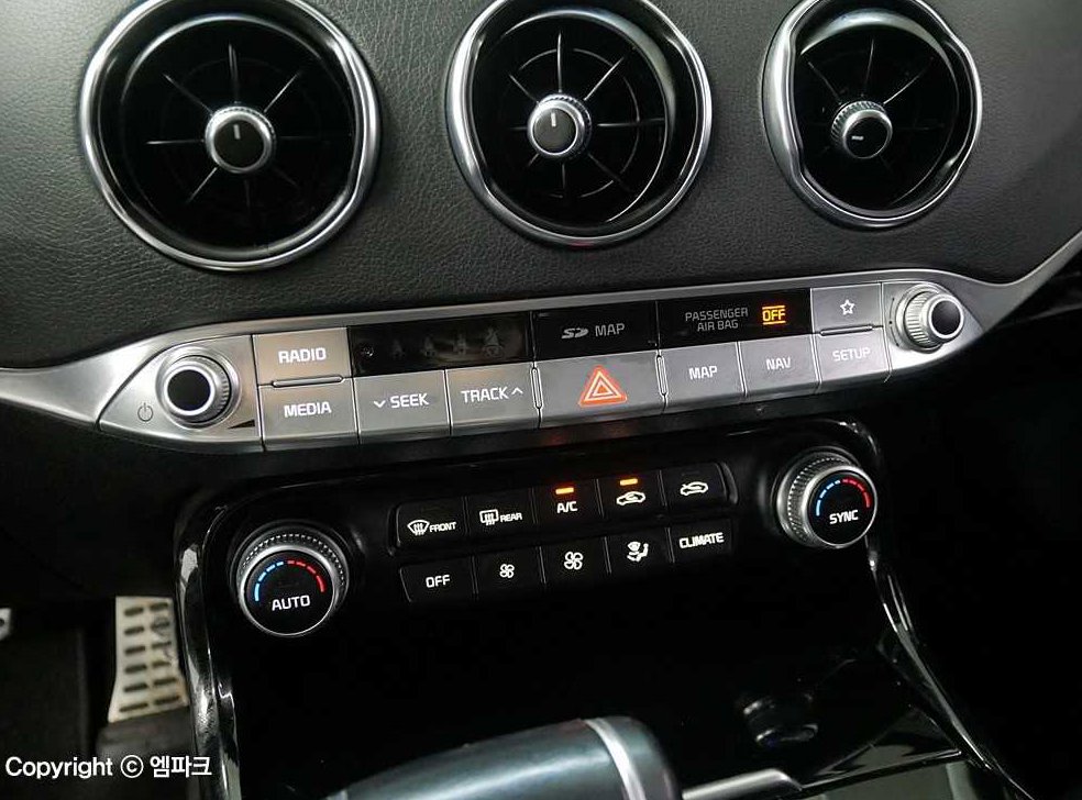 기아 스팅어 가솔린 2.0 터보 AWD 사진 13