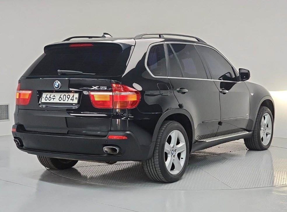 BMW X5 xDrive 48i 사진 4