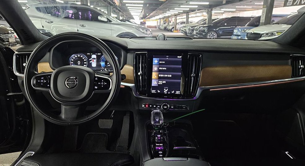 볼보 S90 T8 AWD 엑설런스 사진 7
