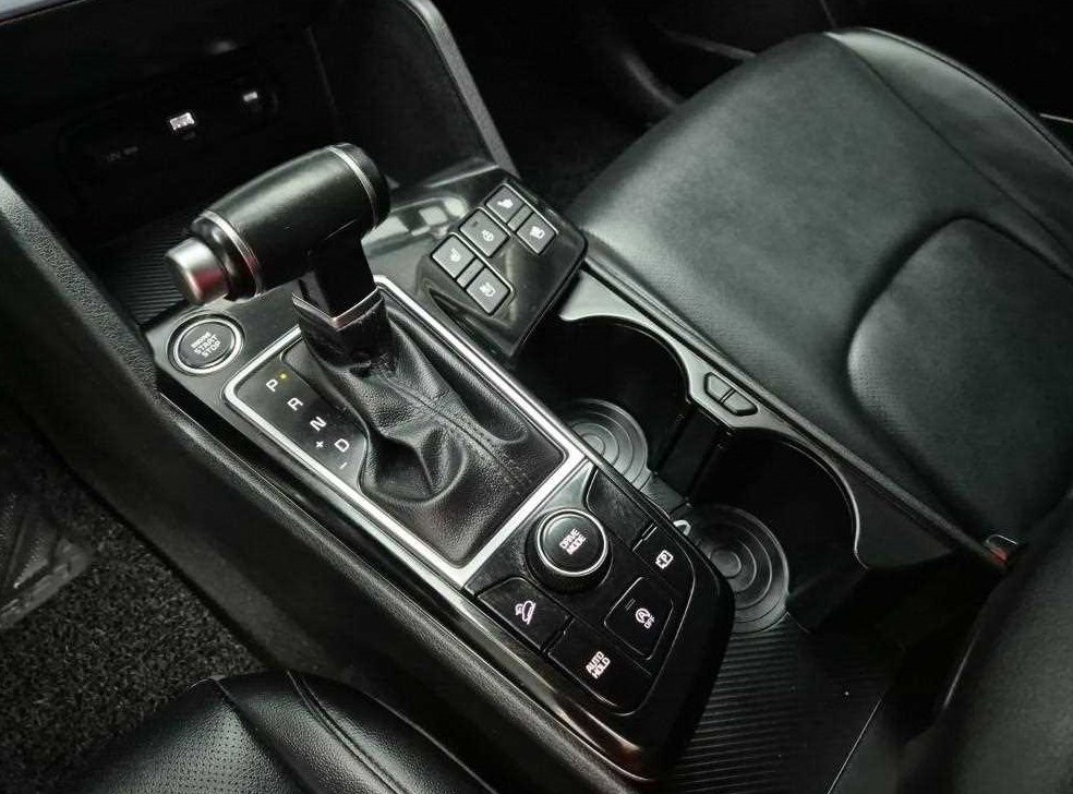 기아 스포티지 2.0 디젤 2WD 사진 8