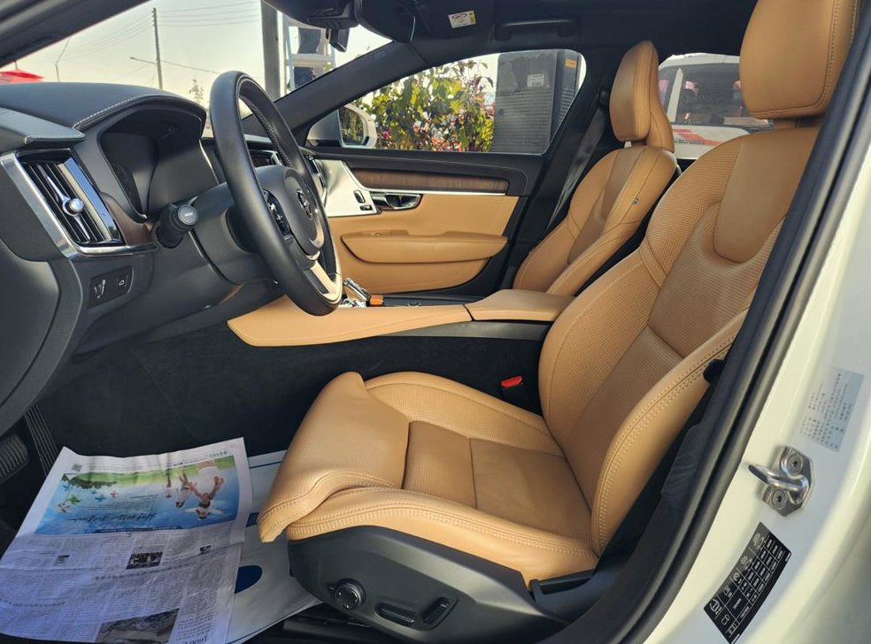 볼보 S90 B5 인스크립션 사진 12