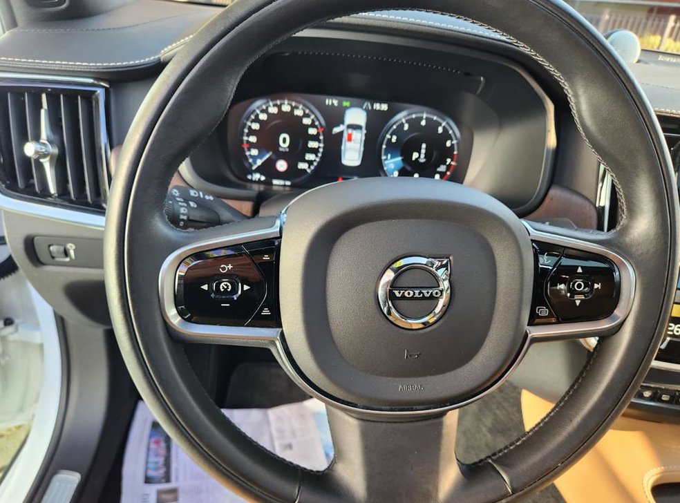 볼보 S90 B5 인스크립션 사진 17
