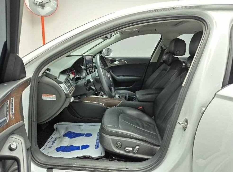 아우디 A6 35 TDI 사진 11