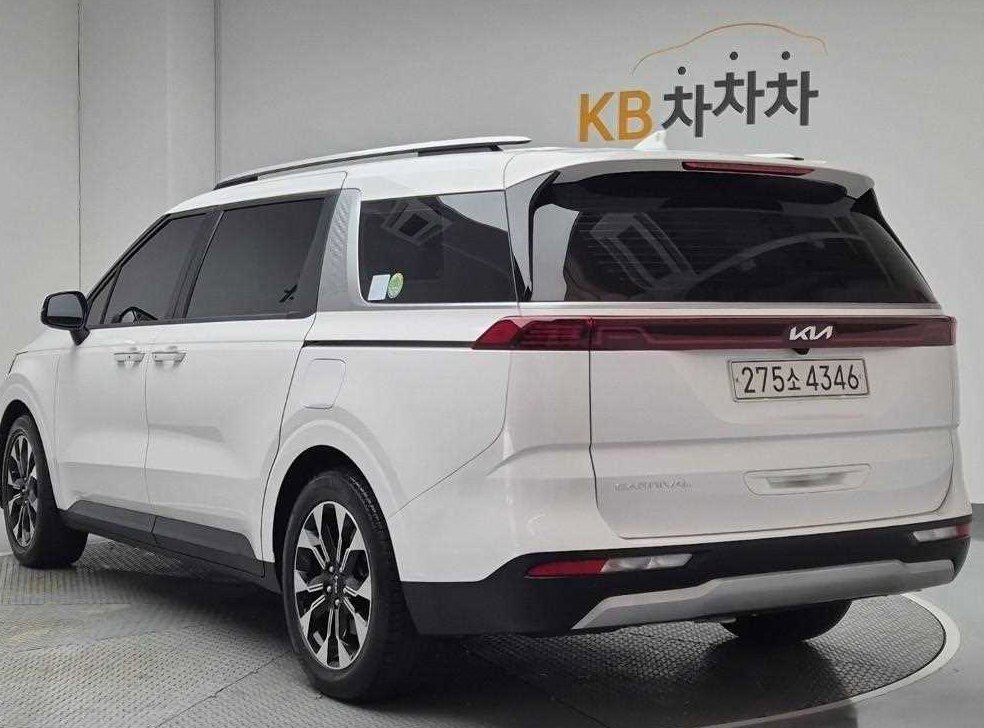 기아 카니발 디젤 9인승 프레스티지 사진 2