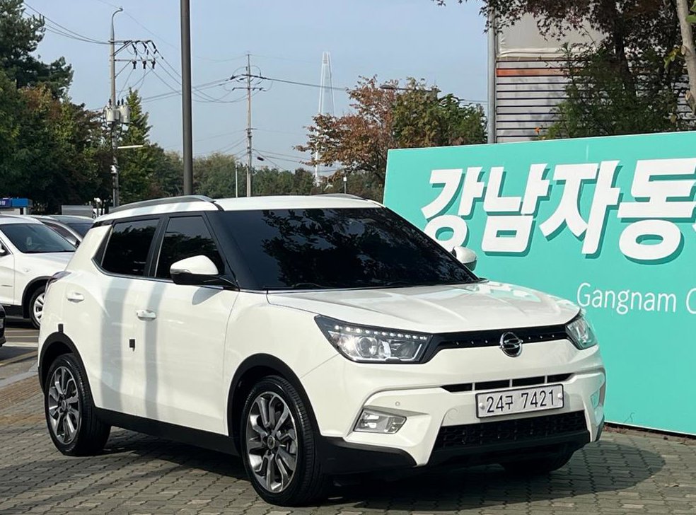 KG모빌리티(쌍용)  티볼리 가솔린 2WD 1.6 LX 사진 2
