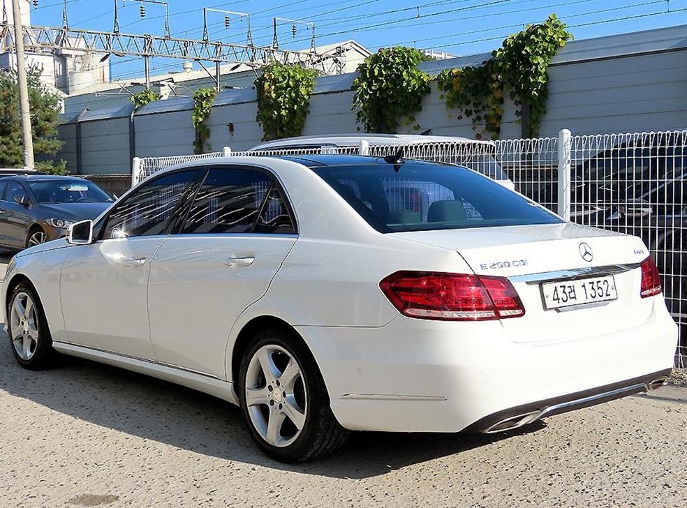 벤츠 E 클래스 E250 CDI 4MATIC 사진 3