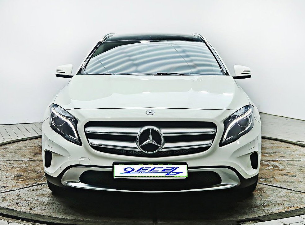 벤츠 GLA 클래스 GLA200 CDI 4MATIC 사진 2