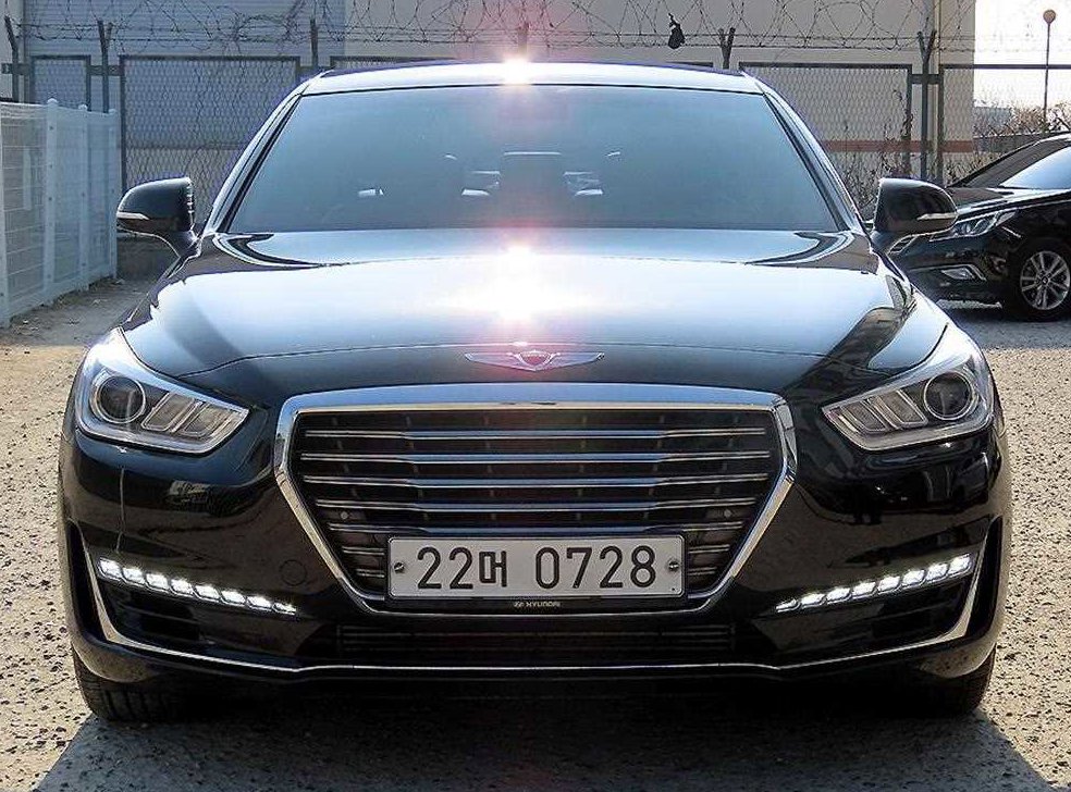 제네시스 EQ900 3.3 T-GDI AWD 사진 2