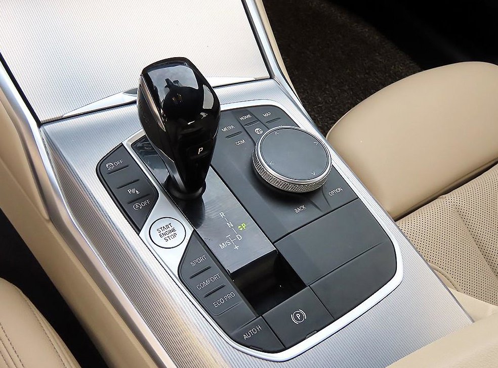 BMW 3시리즈 320d xDrive M 스포츠 사진 11