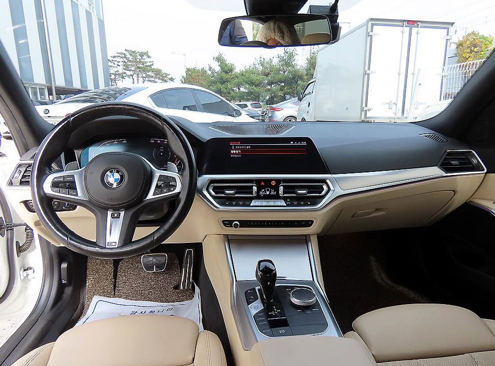 BMW 3시리즈 320d xDrive M 스포츠 사진 7
