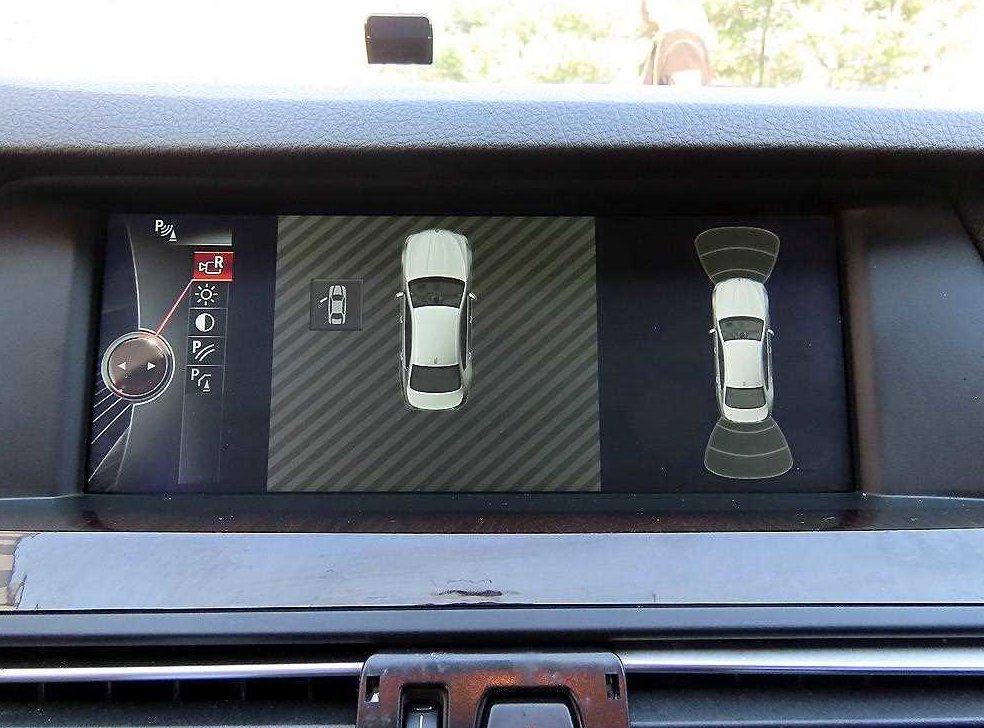 BMW 5시리즈 528i xDrive 사진 14